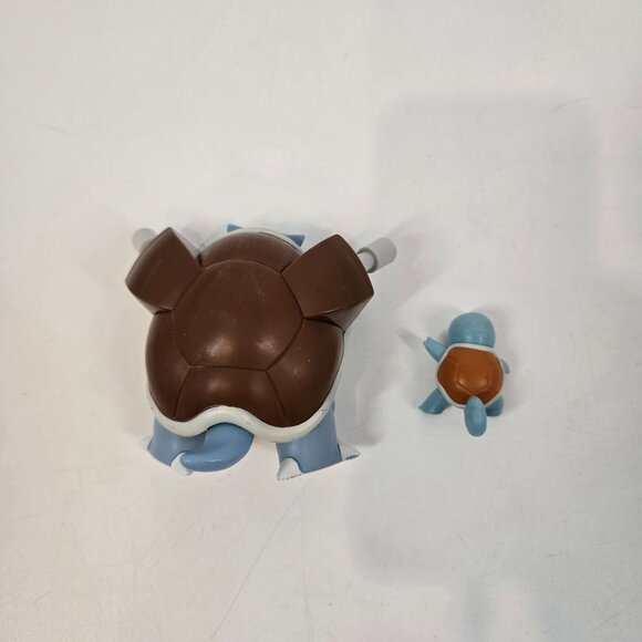 Pokemon Blastoise and Squirtle Figures Lot of 2 Wicked Cool Toys 2019 - Picture 6 of 12